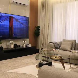 So Sweet -altawun 3br - With Balcony Garden View - الاقامة الجميلة - شقة فندقية فاخرة - بلكونه مطله ع الحديقه شقة الرياض